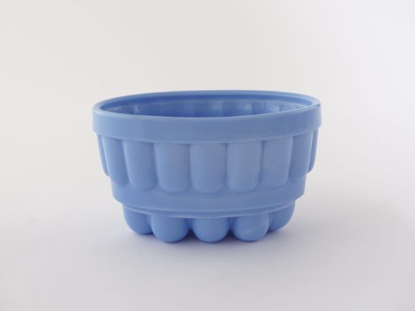 Leerdam Colopal pudding mould